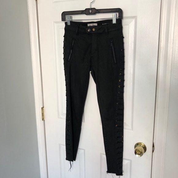 DL1961 Florence Coated Lace Up Sides Jean - Picture 4 of 9